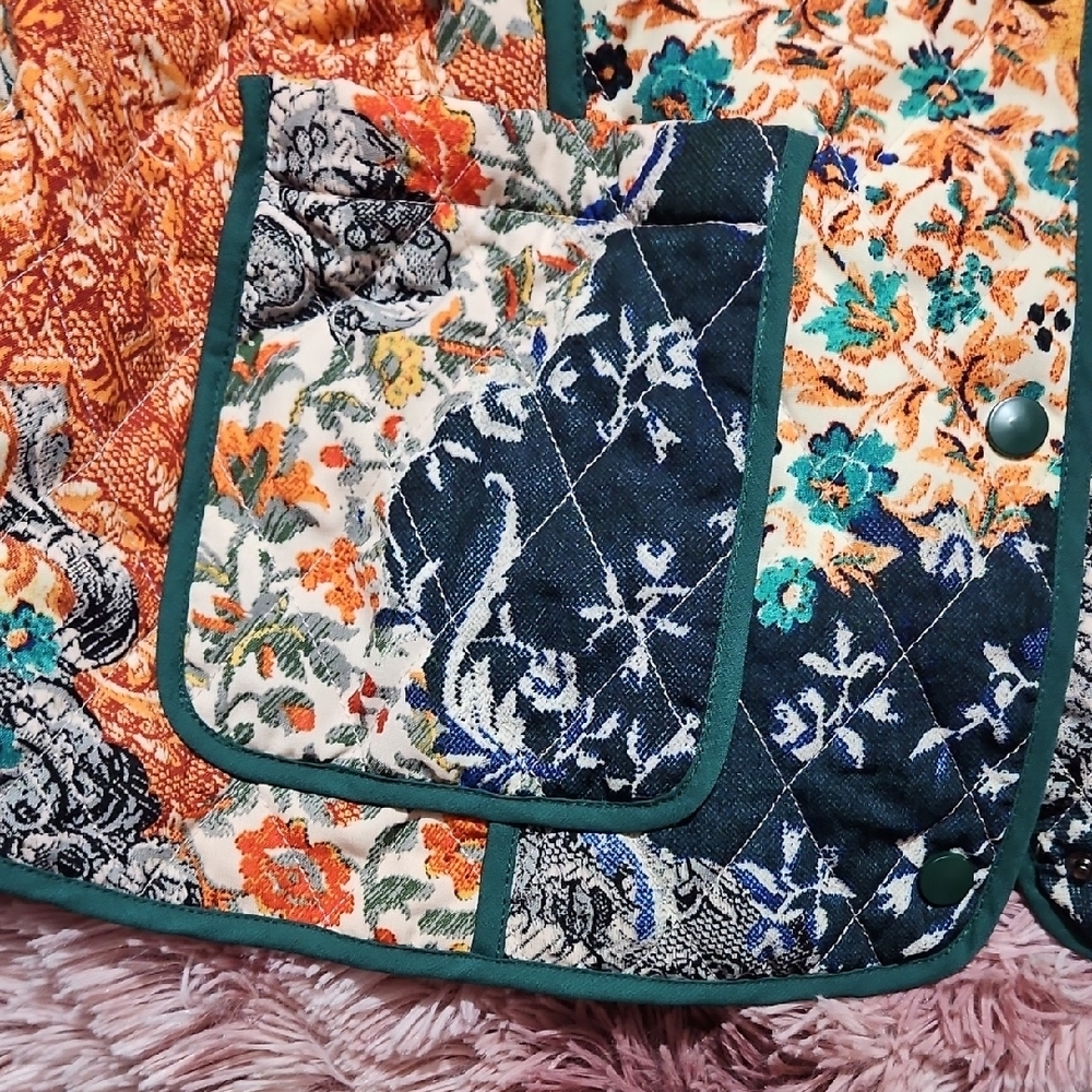 Colorful Floral Utility Jacket - Picture 7 of 7